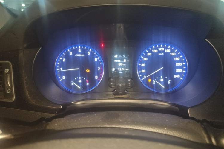 Used Hyundai Mistra 2014 1.8L Automatic Smart GLS Instrument Cluster