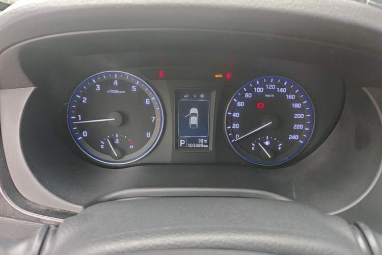 Used Hyundai Mistra 2014 1.8L Automatic Smart GLS Instrument Cluster