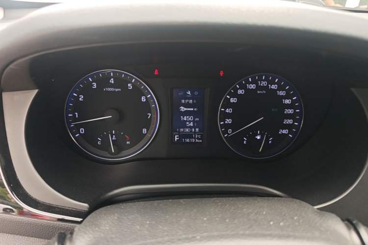Used Hyundai Mistra 2014 1.8L Automatic Smart GLS Instrument Cluster