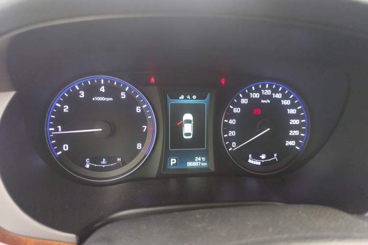 Used Hyundai Mistra 2014 1.8L Automatic Deluxe DLX Model Instrument Cluster