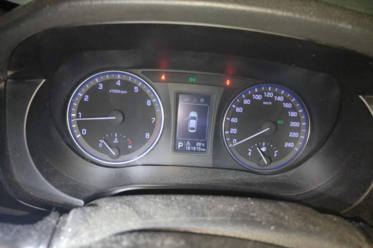 Used Hyundai Mistra 2014 1.8L Automatic Smart GLS Instrument Cluster