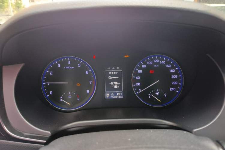 Used Hyundai Mistra 2014 1.8L Automatic Smart GLS Instrument Cluster