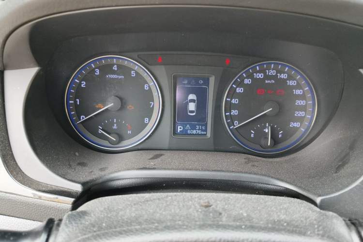 Used Hyundai Mistra 2014 1.8L Automatic Smart GLS Instrument Cluster