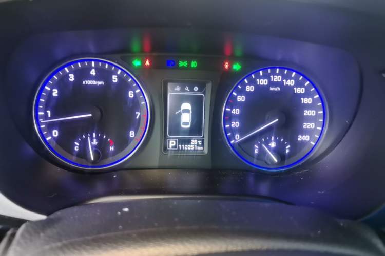 Used Hyundai Mistra 2014 1.8L Automatic Smart GLS Instrument Cluster