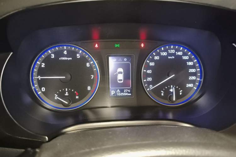 Used Hyundai Mistra 2014 1.8L Automatic Smart GLS Instrument Cluster