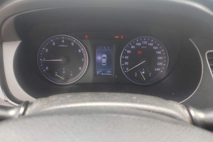 Used Hyundai Mistra 2014 1.8L Automatic Smart GLS Instrument Cluster