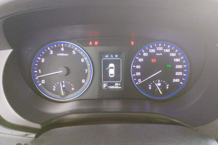 Used Hyundai Mistra 2014 1.8L Automatic Smart GLS Instrument Cluster