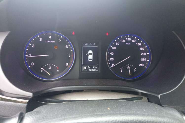 Used Hyundai Mistra 2014 1.8L Automatic Smart GLS Instrument Cluster