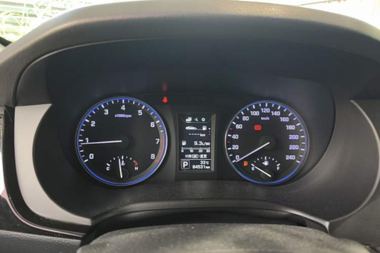 Used Hyundai Mistra 2014 1.8L Automatic Smart GLS Instrument Cluster