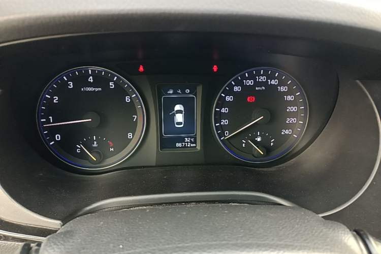 Used Hyundai Mistra 2014 1.8L Manual Comfort GL Model Instrument Cluster