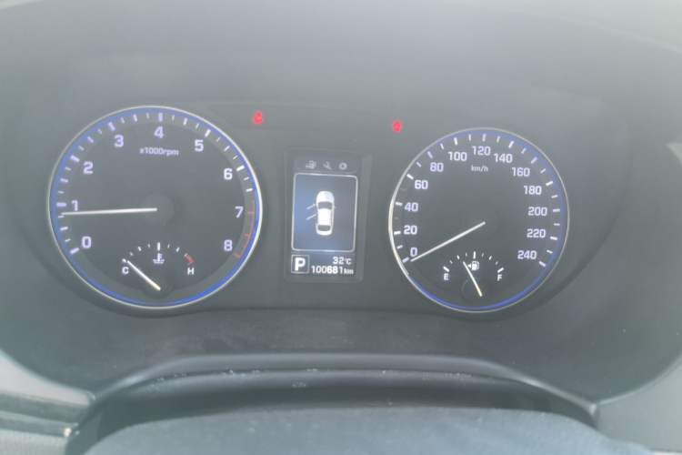 Used Hyundai Mistra 2014 1.8L Automatic Smart GLS Instrument Cluster