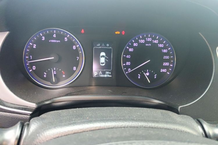 Used Hyundai Mistra 2014 1.8L Automatic Smart GLS Instrument Cluster
