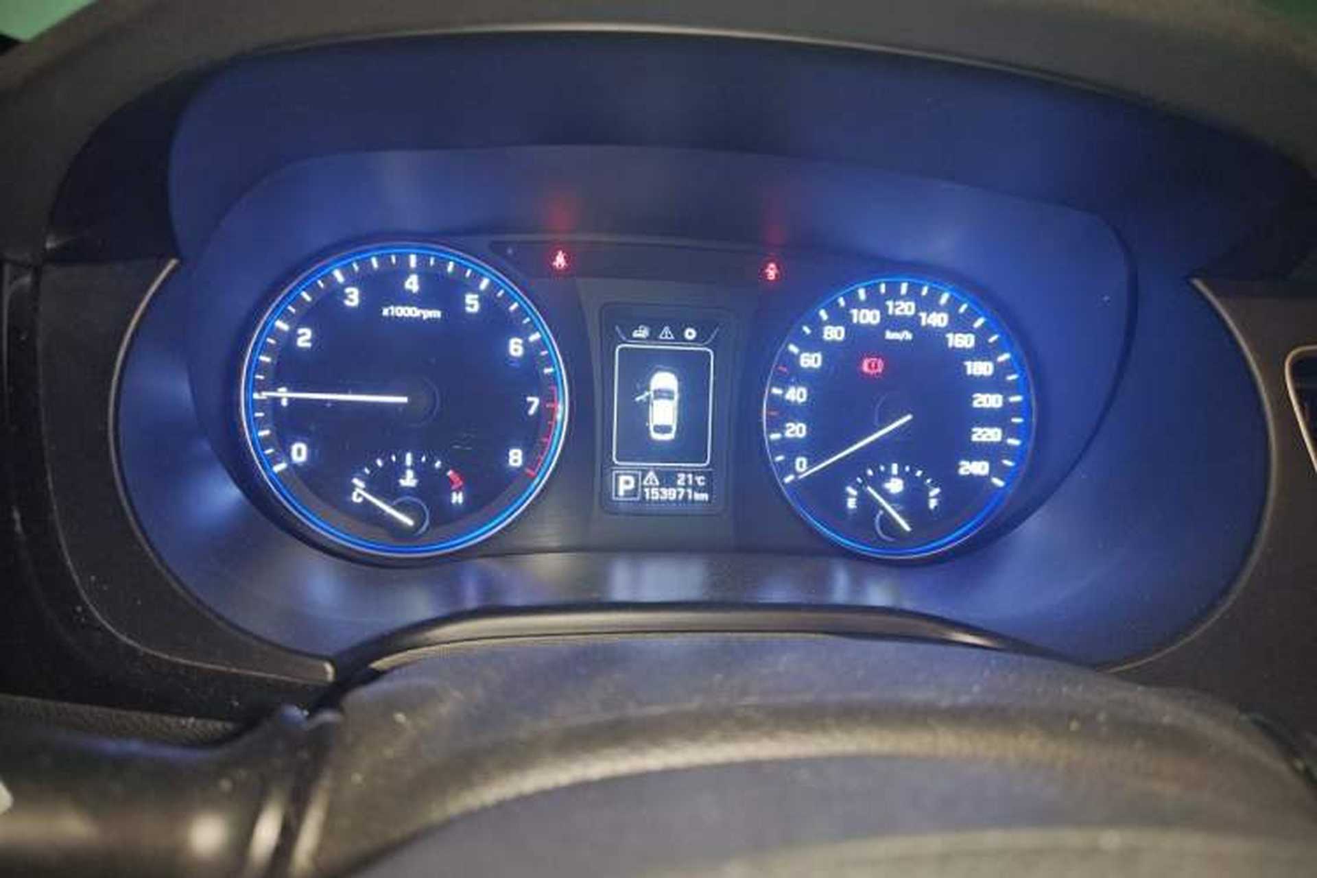 Used Hyundai Mistra 2014 1.8L Automatic Smart GLS Instrument Cluster