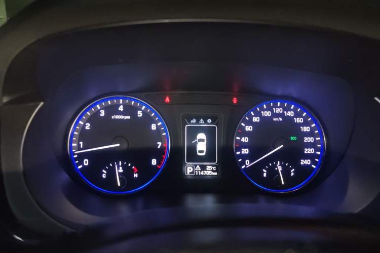 Used Hyundai Mistra 2014 1.8L Automatic Smart GLS Instrument Cluster