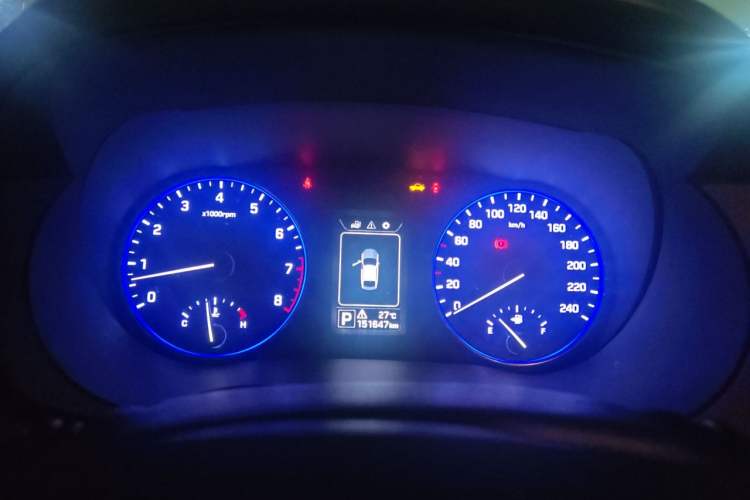 Used Hyundai Mistra 2014 1.8L Automatic Smart GLS Instrument Cluster