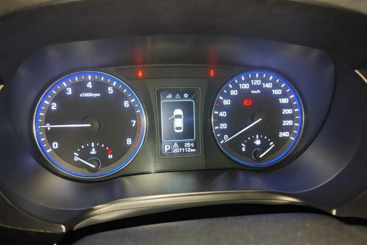 Used Hyundai Mistra 2014 1.8L Automatic Smart GLS Instrument Cluster