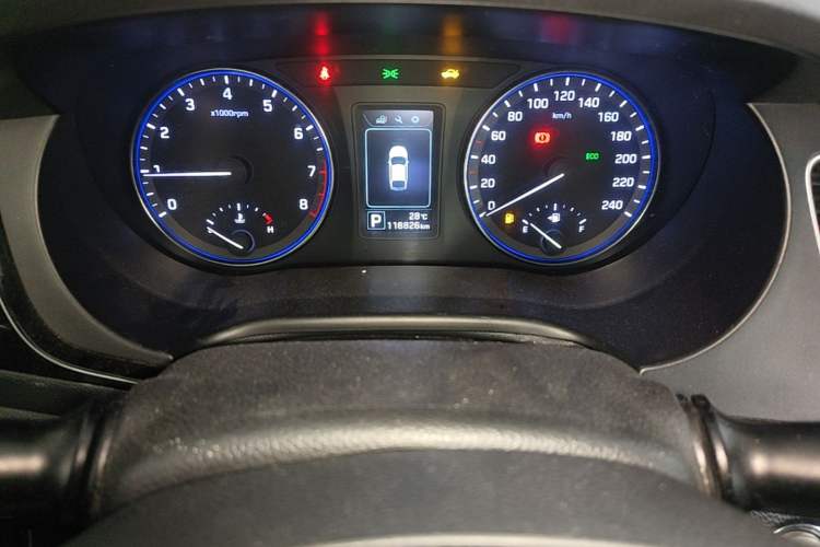 Used Hyundai Mistra 2014 1.8L Automatic Smart GLS Instrument Cluster