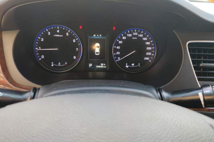 Used Hyundai Mistra 2014 1.8L Automatic Deluxe DLX Model Instrument Cluster