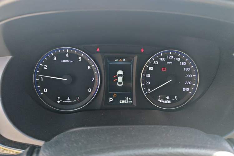 Used Hyundai Mistra 2014 1.8L Automatic Deluxe DLX Model Instrument Cluster