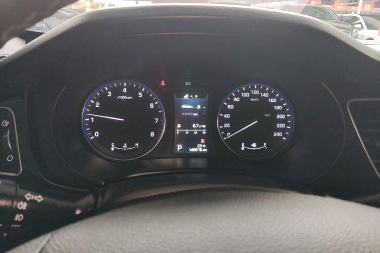 Used Hyundai Mistra 2014 1.8L Automatic Deluxe DLX Model Instrument Cluster