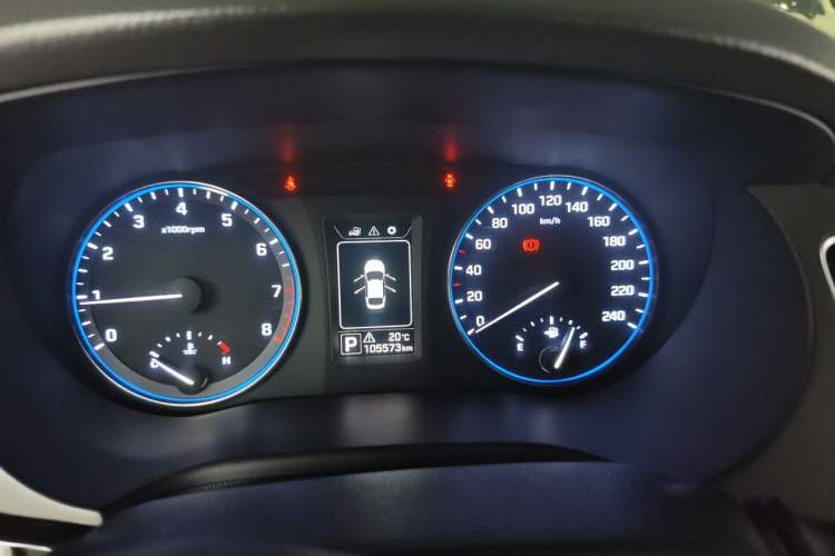 Used Hyundai Mistra 2014 1.8L Automatic Smart GLS Instrument Cluster