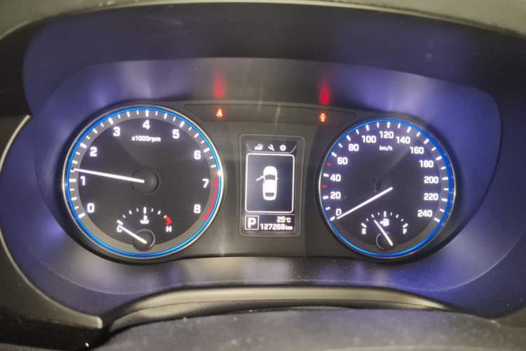 Used Hyundai Mistra 2014 1.8L Automatic Smart GLS Instrument Cluster