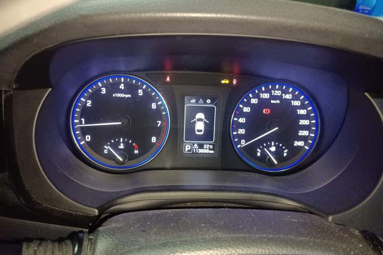 Used Hyundai Mistra 2014 1.8L Automatic Smart GLS Instrument Cluster
