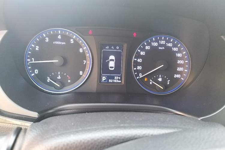 Used Hyundai Mistra 2014 1.8L Automatic Smart GLS Instrument Cluster