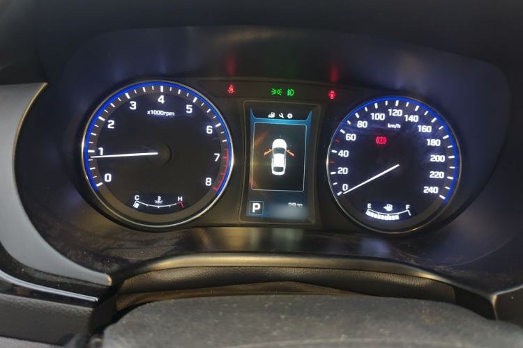 Used Hyundai Mistra 2014 1.8L Automatic Deluxe DLX Model Instrument Cluster