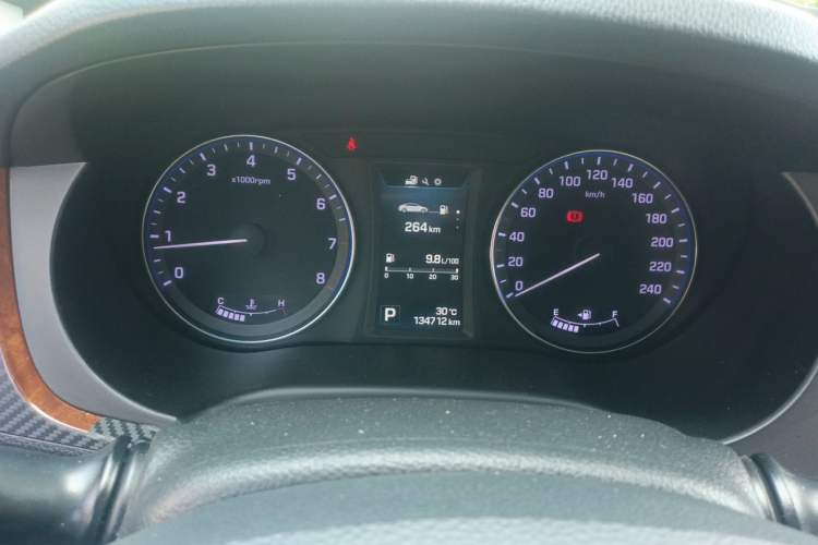 Used Hyundai Mistra 2014 1.8L Automatic Deluxe DLX Model Instrument Cluster