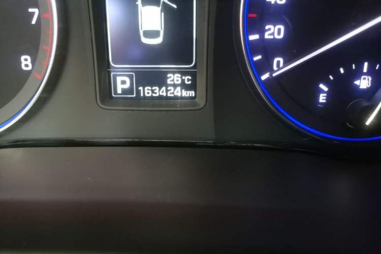 Used Hyundai Mistra 2014 1.8L Automatic Smart GLS Instrument Cluster