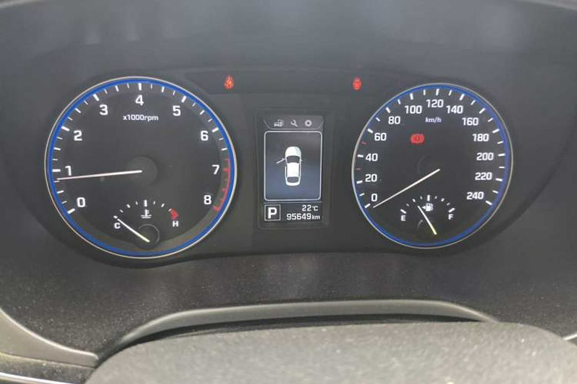 Used Hyundai Mistra 2014 1.8L Automatic Smart GLS Instrument Cluster