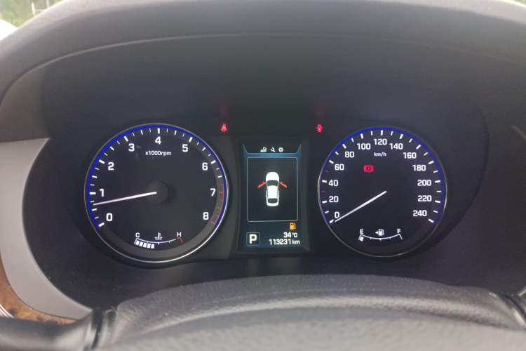 Used Hyundai Mistra 2014 1.8L Automatic Deluxe DLX Model Instrument Cluster