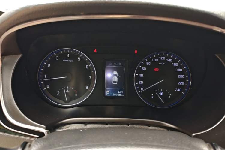 Used Hyundai Mistra 2014 1.8L Automatic Smart GLS Instrument Cluster