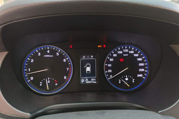 Used Hyundai Mistra 2014 1.8L Automatic Smart GLS Instrument Cluster