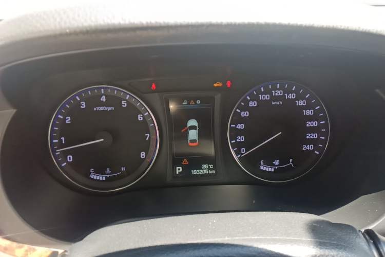Used Hyundai Mistra 2014 1.8L Automatic Deluxe DLX Model Instrument Cluster