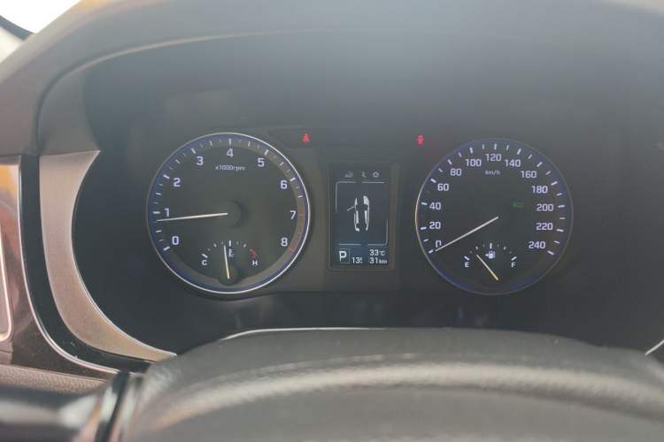 Used Hyundai Mistra 2014 1.8L Automatic Smart GLS Instrument Cluster