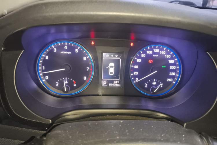 Used Hyundai Mistra 2014 1.8L Automatic Smart GLS Instrument Cluster