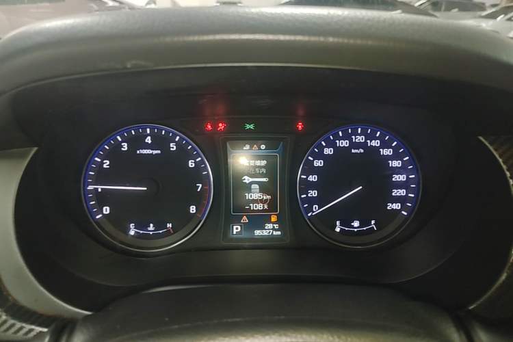 Used Hyundai Mistra 2014 1.8L Automatic Deluxe DLX Model Instrument Cluster
