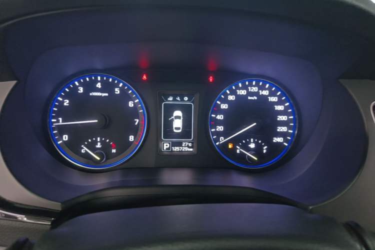 Used Hyundai Mistra 2014 1.8L Automatic Smart GLS Instrument Cluster