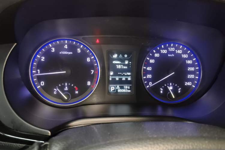 Used Hyundai Mistra 2014 1.8L Automatic Smart GLS Instrument Cluster