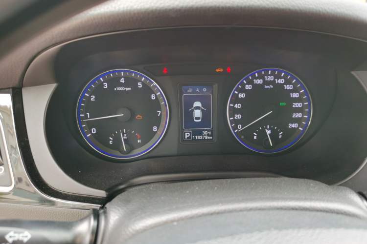 Used Hyundai Mistra 2014 1.8L Automatic Smart GLS Instrument Cluster