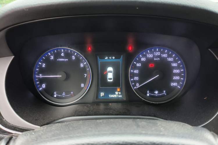 Used Hyundai Mistra 2014 1.8L Automatic Deluxe DLX Model Instrument Cluster