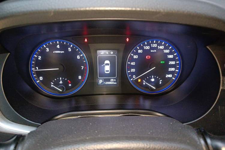 Used Hyundai Mistra 2014 1.8L Automatic Smart GLS Instrument Cluster