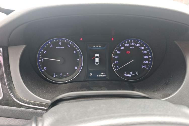 Used Hyundai Mistra 2014 1.8L Automatic Deluxe DLX Model Instrument Cluster