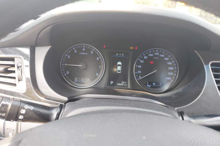 Used Hyundai Mistra 2014 1.8L Automatic Deluxe DLX Model Instrument Cluster