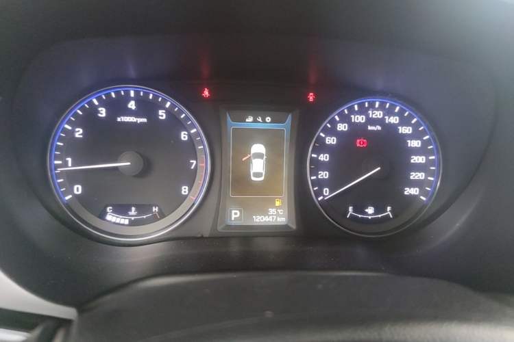 Used Hyundai Mistra 2014 1.8L Automatic Deluxe DLX Model Instrument Cluster