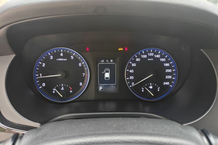 Used Hyundai Mistra 2014 1.8L Automatic Smart GLS Instrument Cluster
