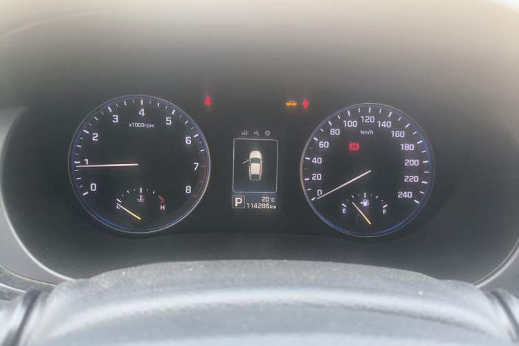 Used Hyundai Mistra 2014 1.8L Automatic Smart GLS Instrument Cluster