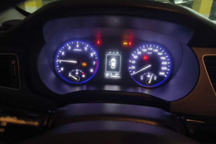 Used Hyundai Mistra 2014 1.8L Automatic Smart GLS Instrument Cluster
